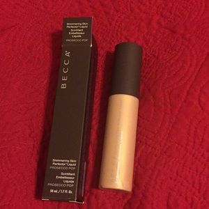 Becca Shimmering Skin Perfector in Prosecco Pop